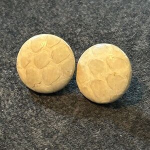 😉Bundle Days😉Vintage Button Stud Earrings Leather Like Material Snake Skin Beige